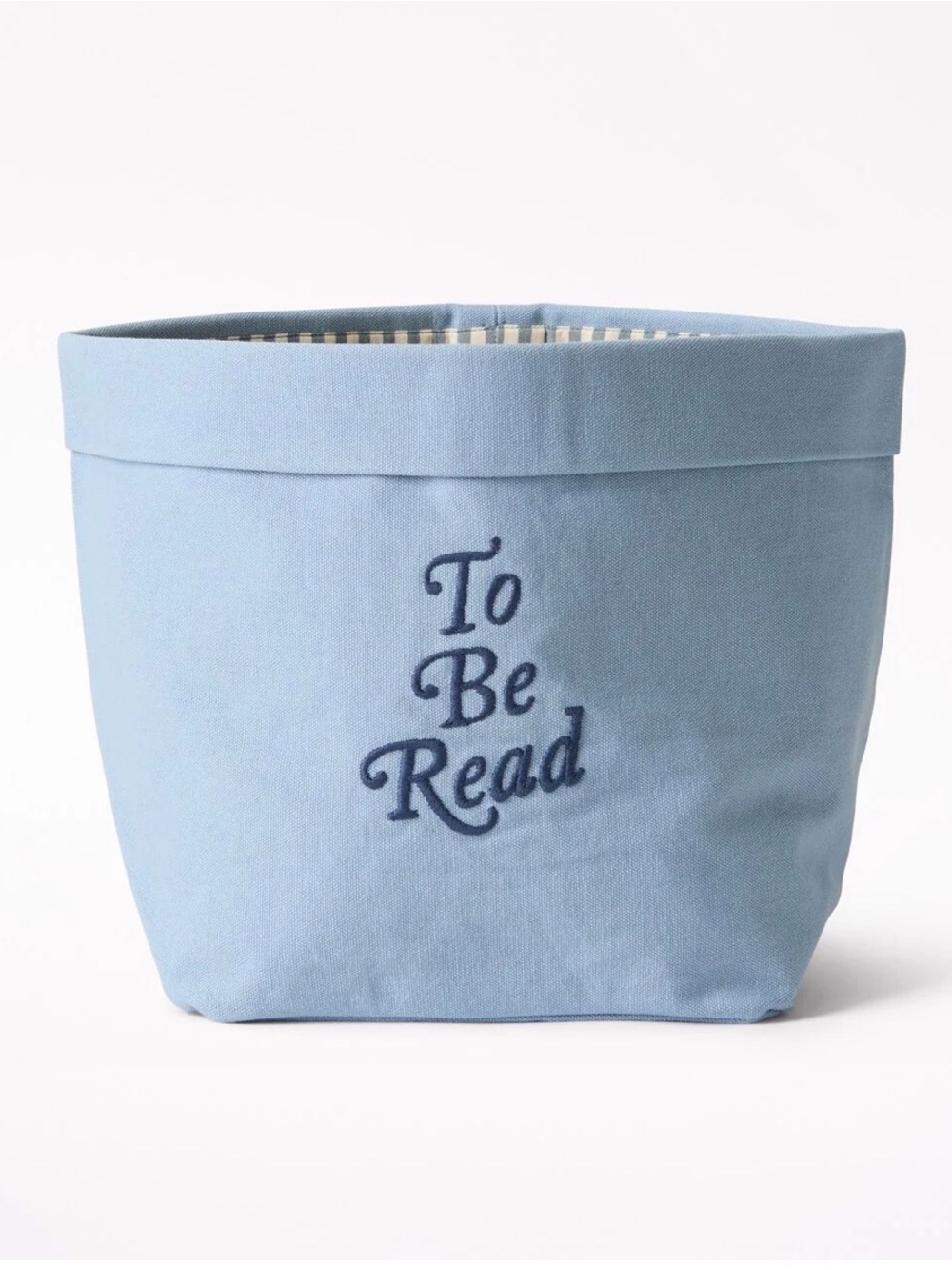 NWT! Oui 100% cotton Blue Book Basket ‘To Be Read’. Book Accessory with lining.